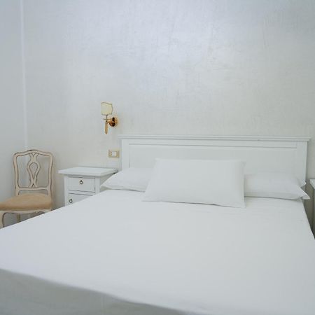 La Casa In Centro Hotel Salerno Ngoại thất bức ảnh