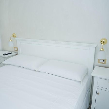 La Casa In Centro Hotel Salerno Ngoại thất bức ảnh