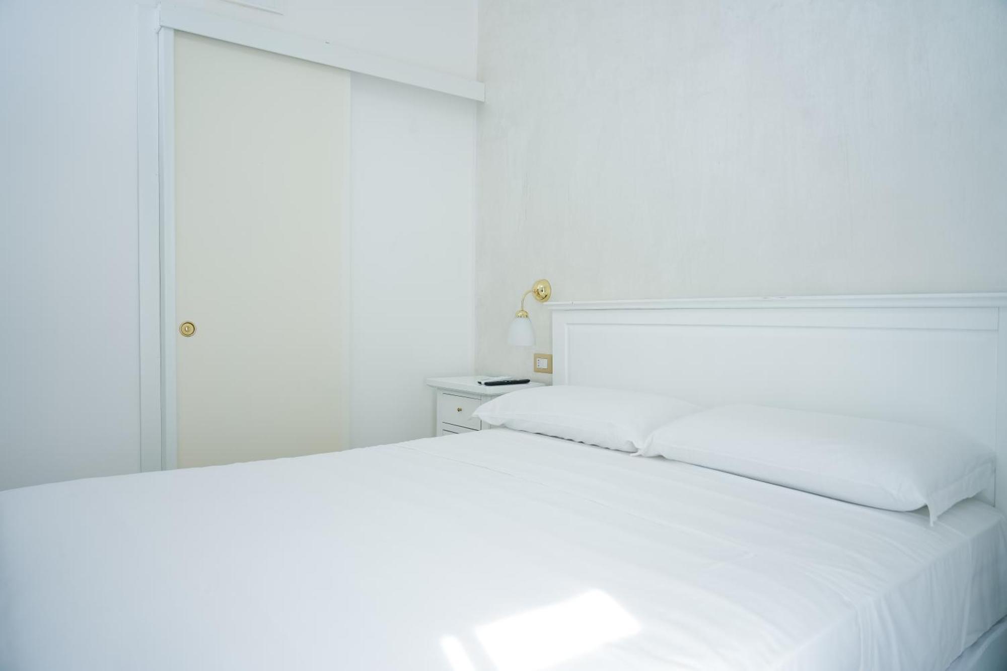 La Casa In Centro Hotel Salerno Ngoại thất bức ảnh